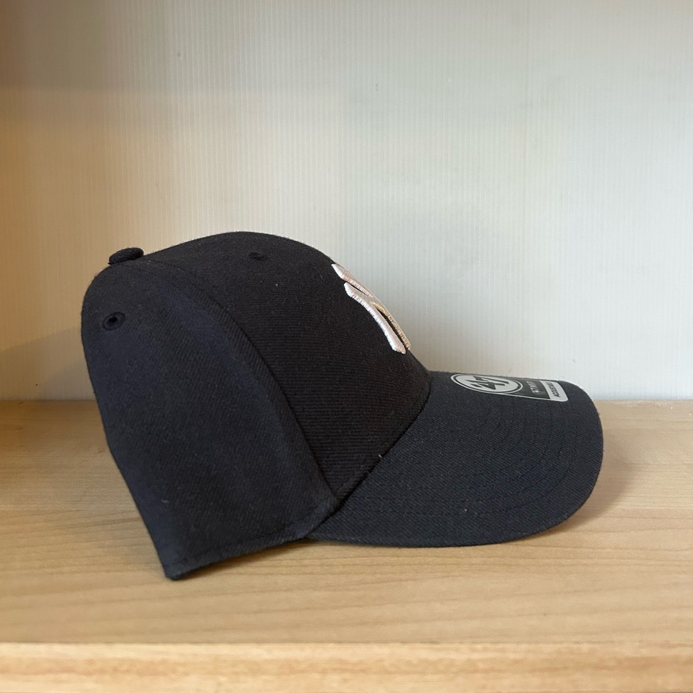 47 Brand Navy Blue New York Yankees Hat - Picture 2 of 3